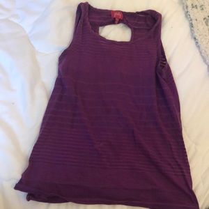 purple tank top